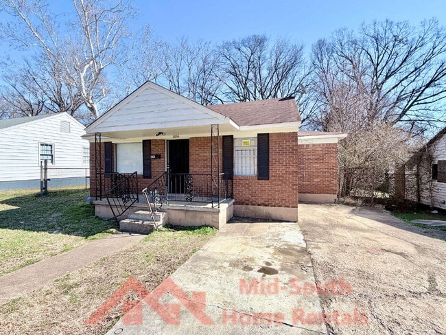 Building Photo - 2054 Benford St