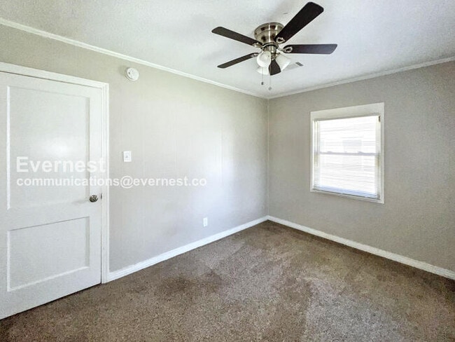 Building Photo - 110 Border Cir