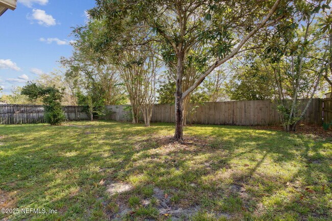 Building Photo - 616 Fallen Timbers Dr