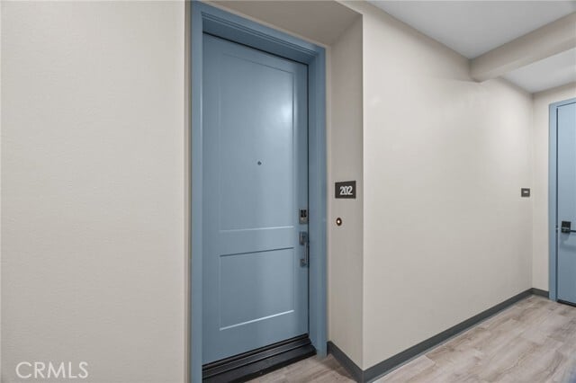 Building Photo - 980 N Tangent Privado