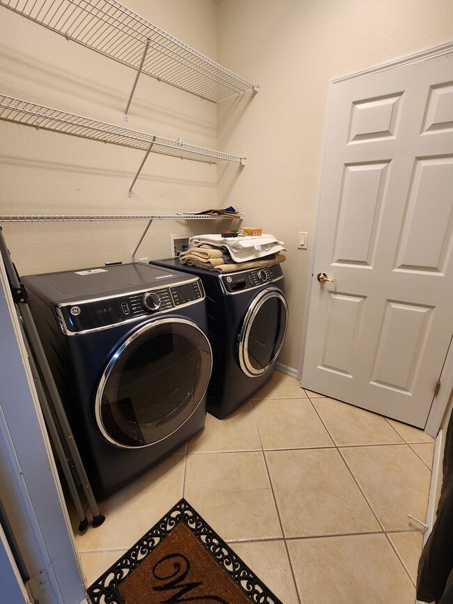 Building Photo - Lakefront Single Family Home with Views of Outdoor Paradise