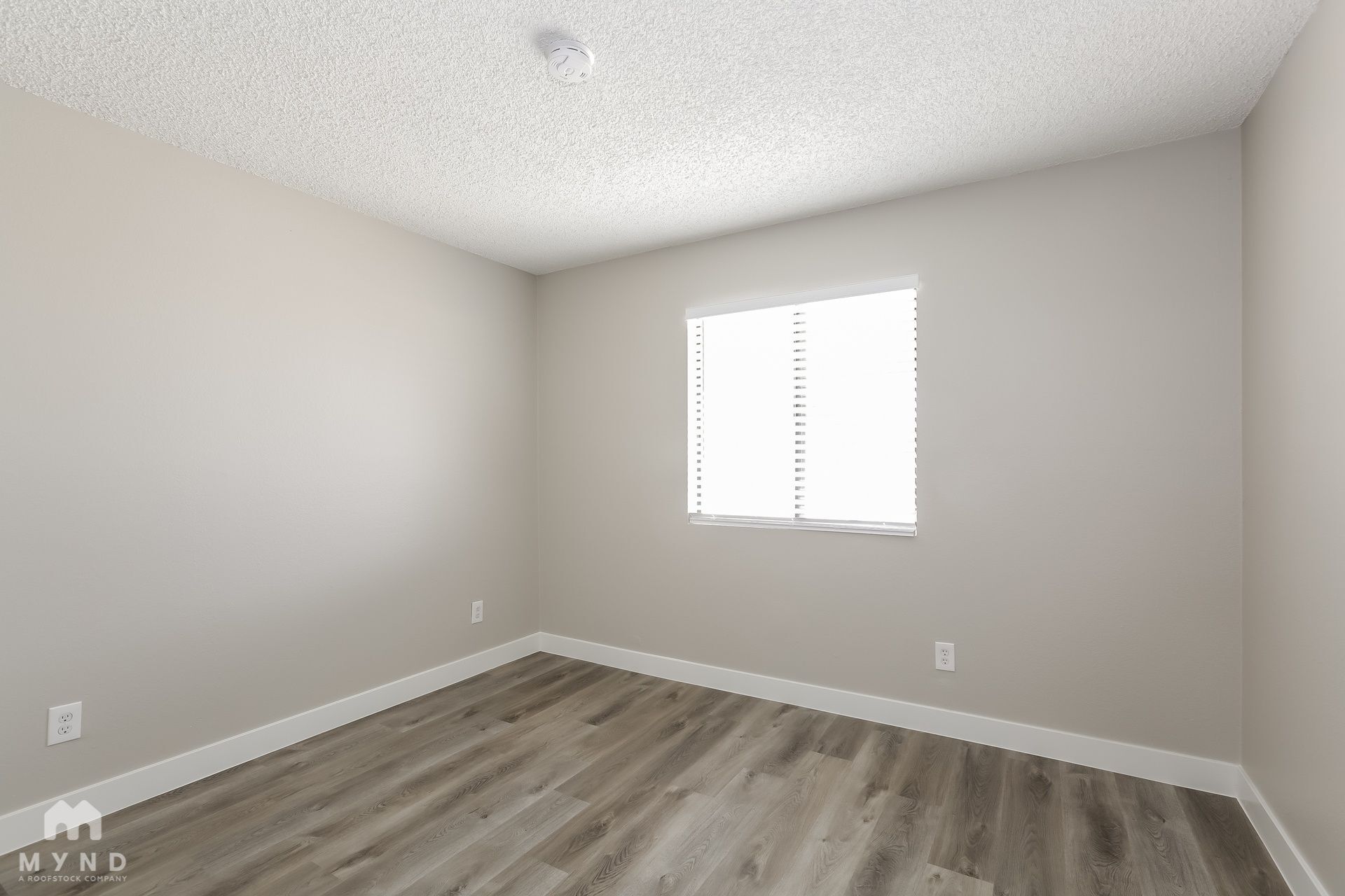 Building Photo - 317 Chastine St