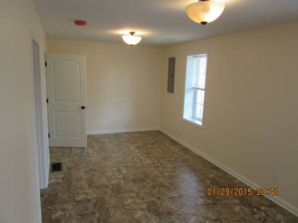 Building Photo - 1830 Lower Ridgewood Blvd