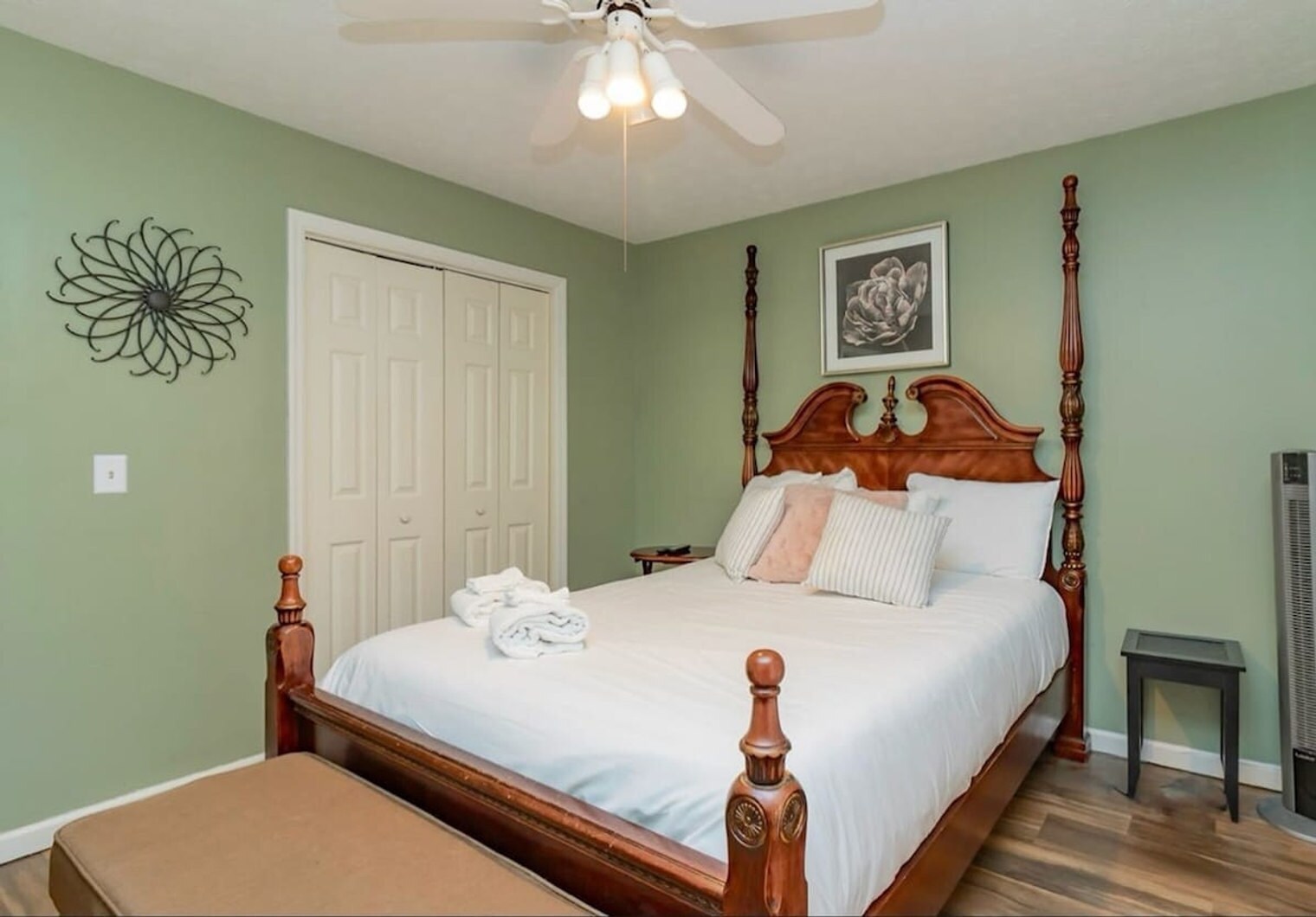 Building Photo - 6498 Yellow Stone Dr