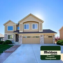 Building Photo - Immaculate 4 bed 3.5 Bath with Mountain Views and Unique Amenities!  Pet Friendly! Desirable 80922!