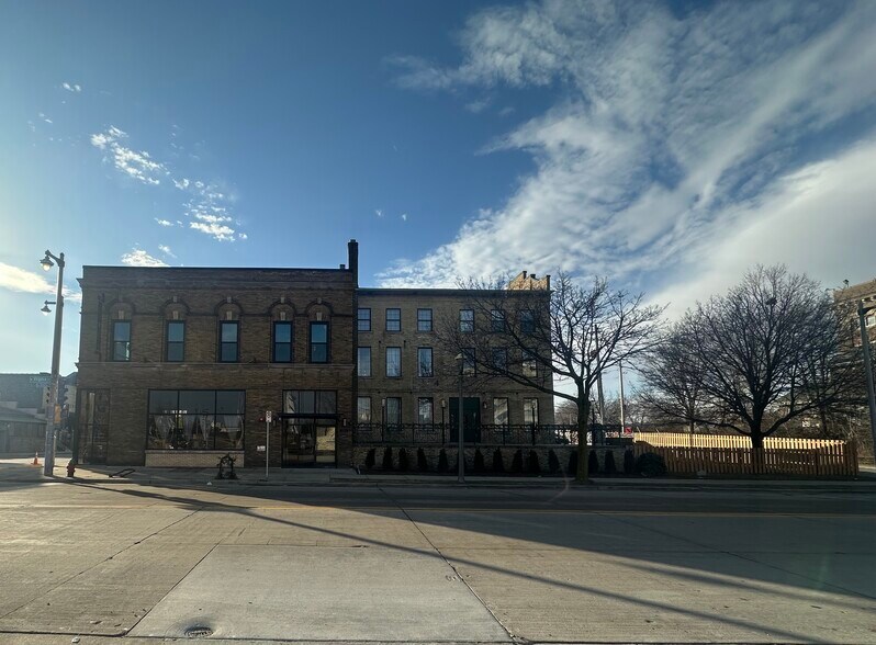Front of Property - 607 S 6th St