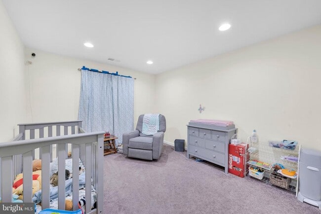 Building Photo - 42530 Oxford Forest Cir