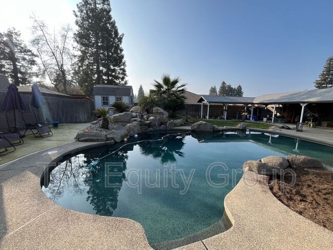 Building Photo - 3503 S Creekside Ct