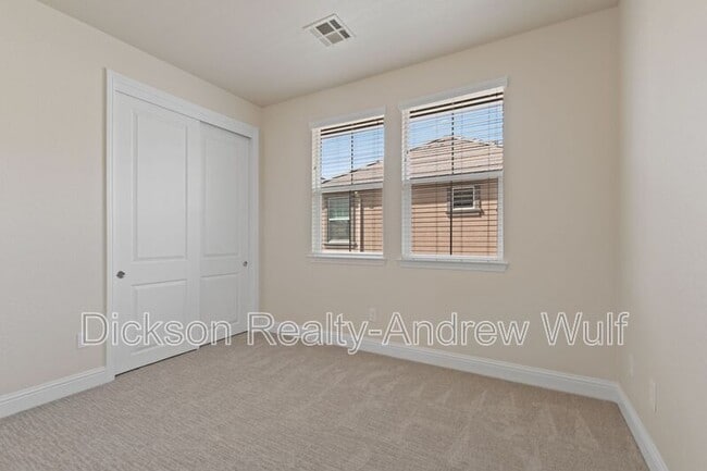 Building Photo - 2245 Heavenly View Trail