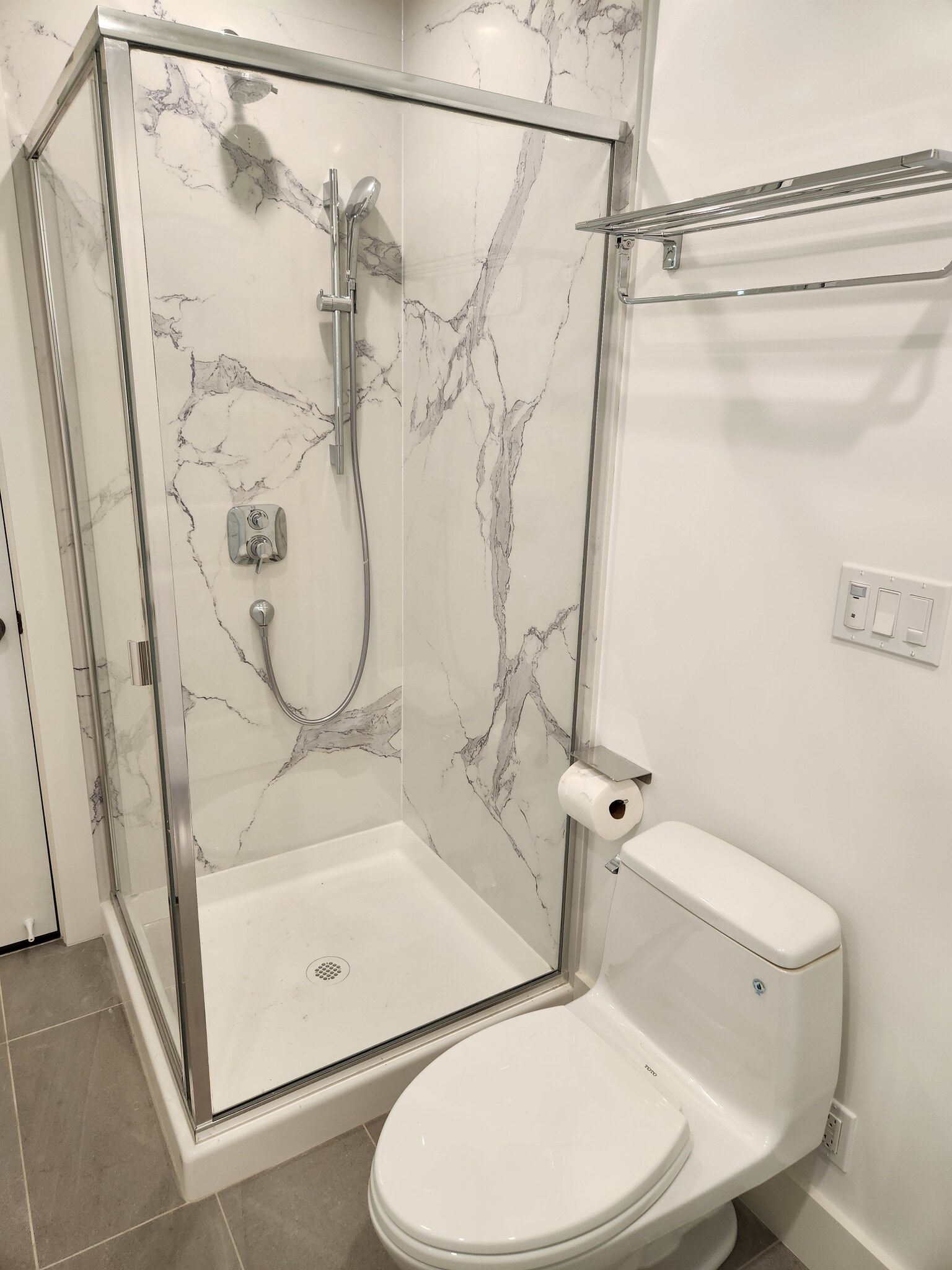 Building Photo - 530 Richmond St