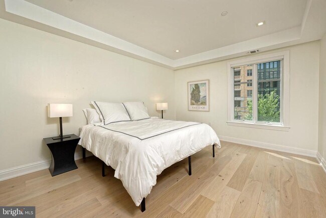 Building Photo - 8551 Connecticut Ave