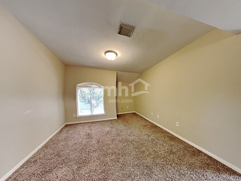 Building Photo - 20263 Eden Pines