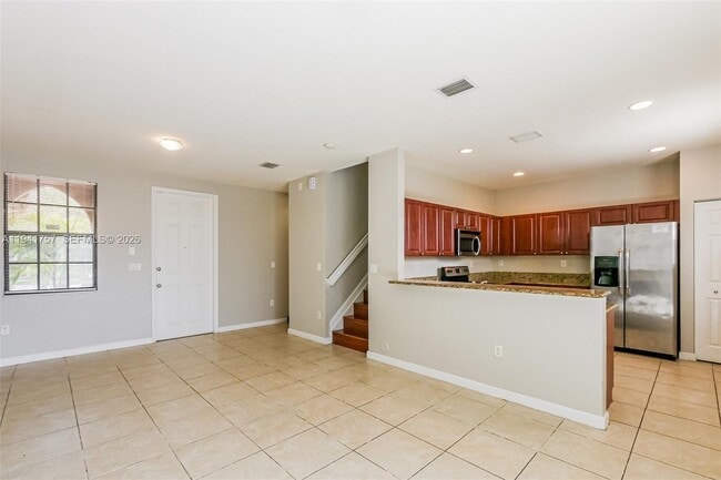 Building Photo - 457 SE 37th Pl