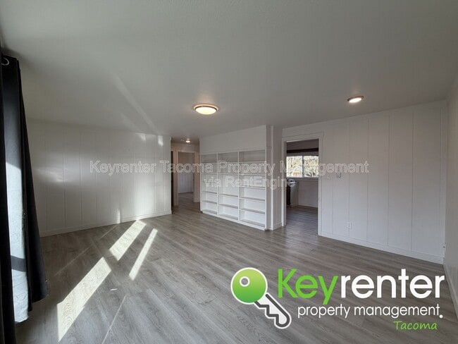 Building Photo - 1823 S Sprague Ave