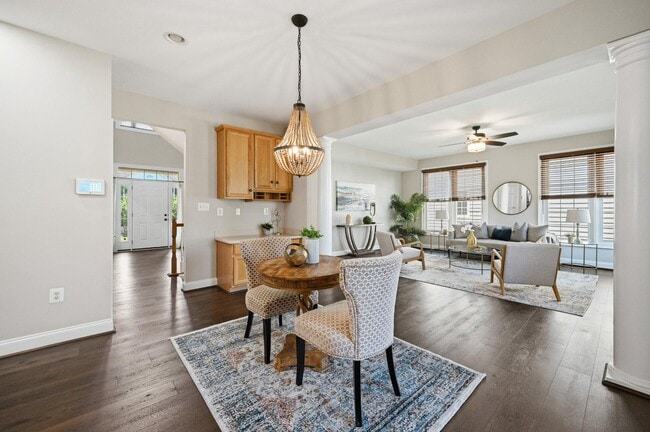 Building Photo - 2530 Transom Pl