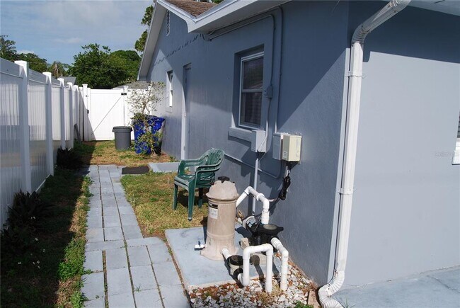 Building Photo - 2851 67th St N