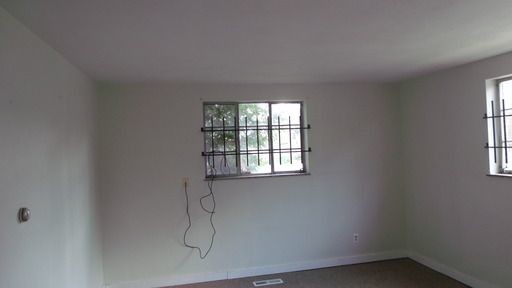 Building Photo - 605 Delaware Ave