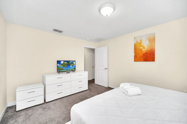 Building Photo - 780 Pebble Beach Dr