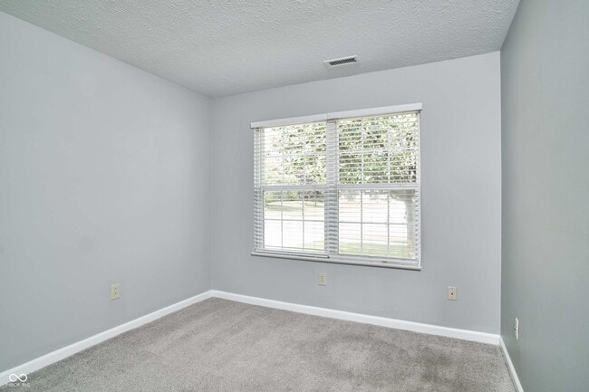 Building Photo - 12983 Quarterback Ln