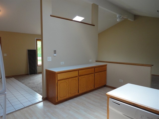 Building Photo - 1340 Washburn Way