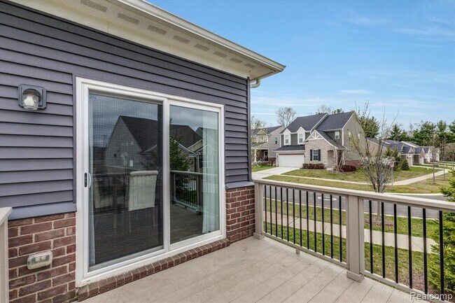 Building Photo - 2774 Polson St