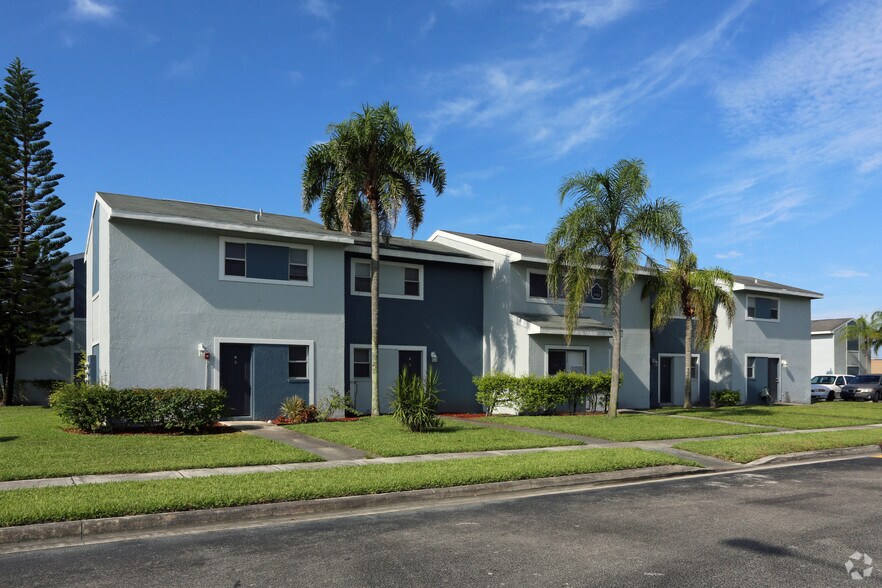 Spinnaker Landing Apartments 1931 W 16th Ct Riviera Beach FL 33404 Apartment Finder
