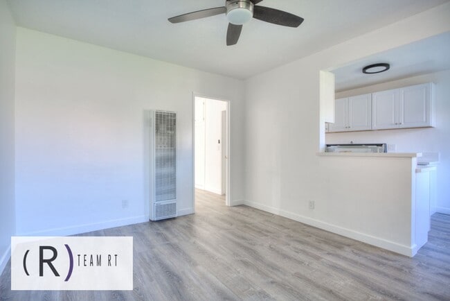 Building Photo - Adorable Newly Remodeled 1 Bed 1 Bathroom ...