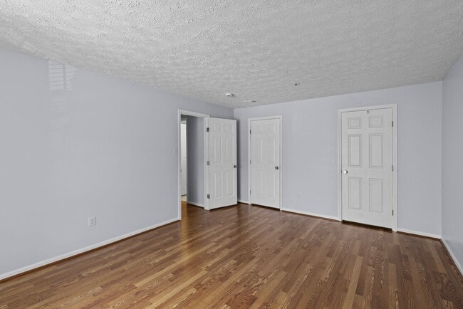Building Photo - Coming Soon! Beautiful 2nd Floor Condo End Unit! Off of Route MD 100 & Close to MD Commuter Routes!