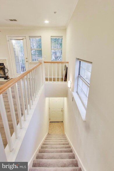 Building Photo - 5801 Inman Park Cir