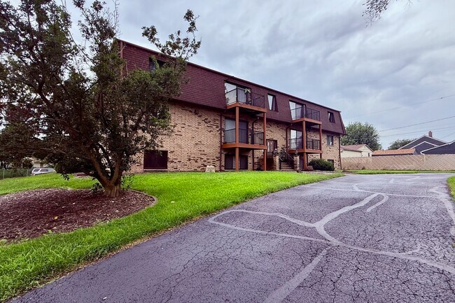 Building Photo - 5102 25th Ave Ct