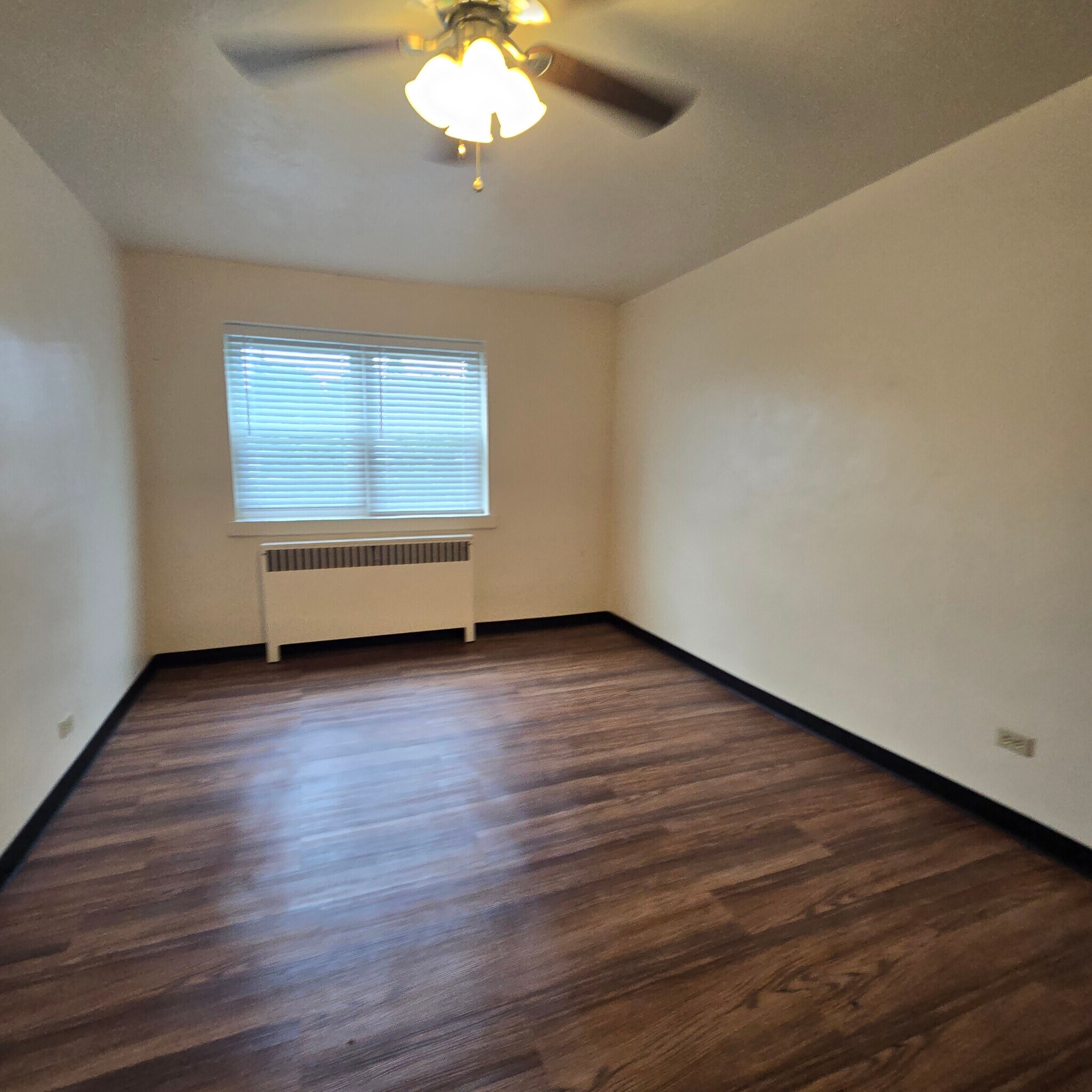 Building Photo - 54 Morris N St