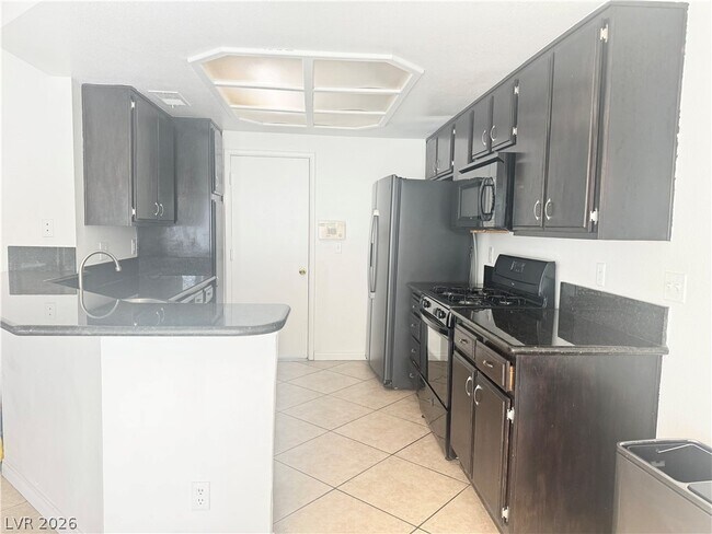 Building Photo - 135 Primero Way