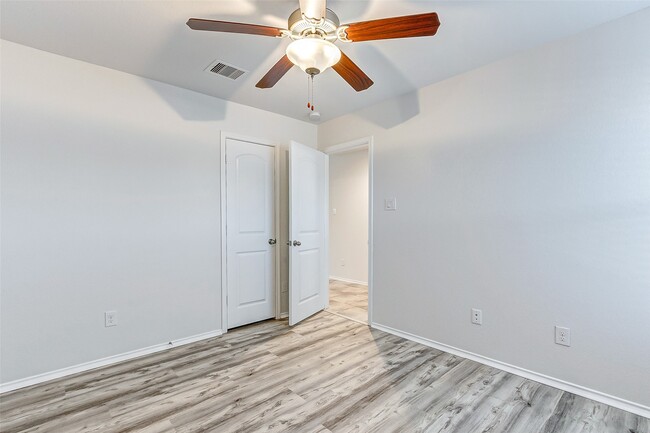 Building Photo - 23807 Tribano Ct