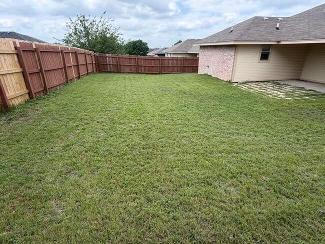 Building Photo - 2602 BigLeaf Dr...  LONGHORN PROPERTIES... 254-526-0382