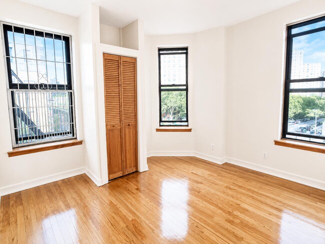 Floorplan - 122 La Salle Street