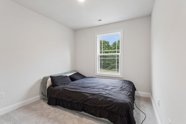 Building Photo - 105 Bracewell Ln