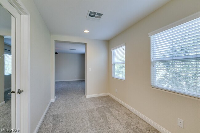 Building Photo - 2884 Green Falls Ave