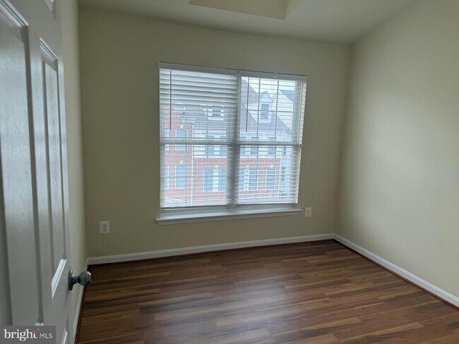 Building Photo - 20868 Rockingham Terrace