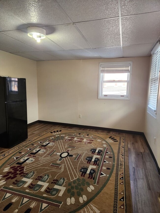 Building Photo - 125 E King St