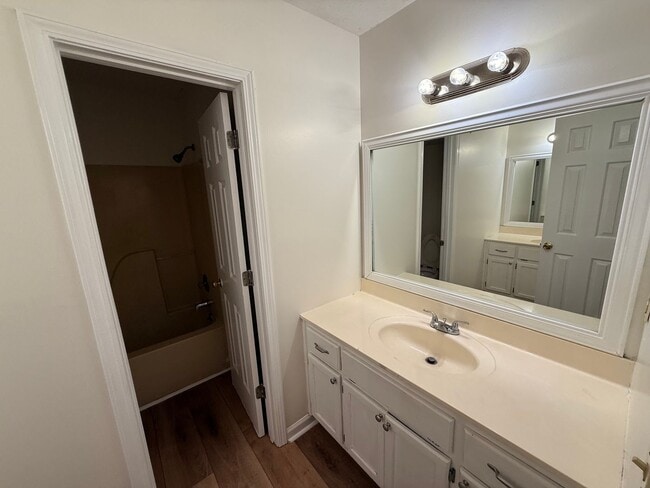 Building Photo - 112 Foxworth Dr