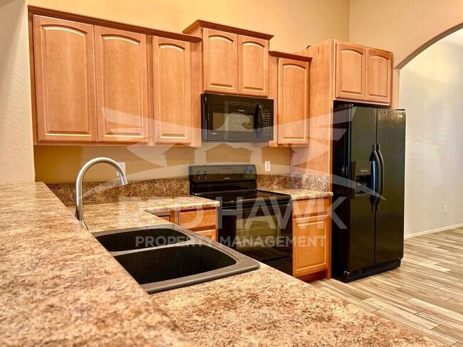 Building Photo - 879 S Phelps Dr