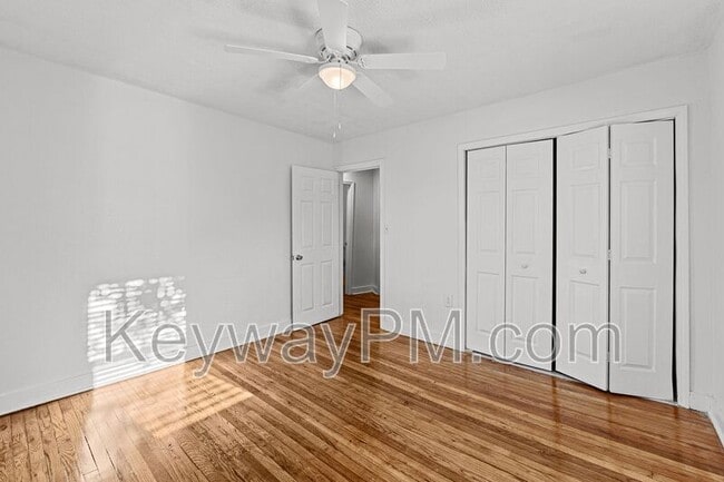 Building Photo - 2014 Lanier Dr