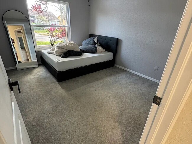 Building Photo - 3 Bed/2 Bath Clearwater Home with Pool: Av...