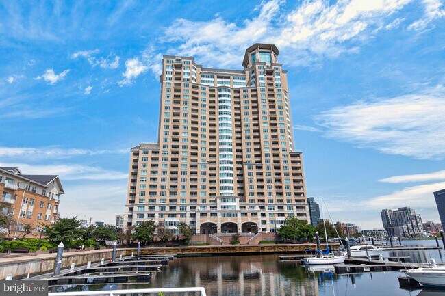 Building Photo - 100 Harborview Dr