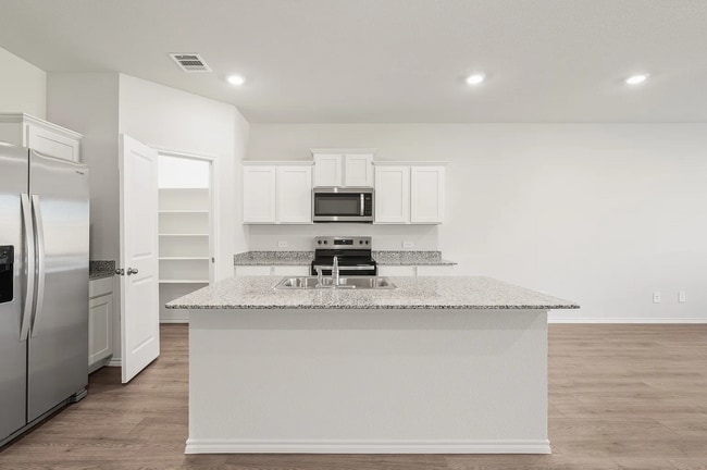 Building Photo - 3401 marie drive