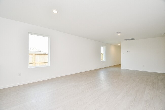 Building Photo - 6859 Lantana Leaf Ln