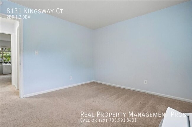 Building Photo - 8131 Kingsway Ct