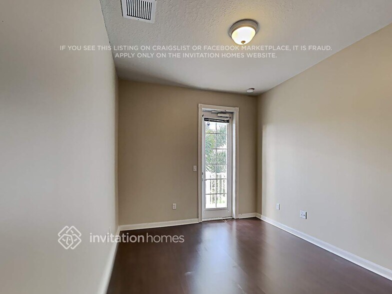 Building Photo - 1212 Dakota Dr