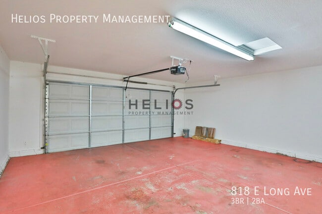 Building Photo - 818 E Long Ave