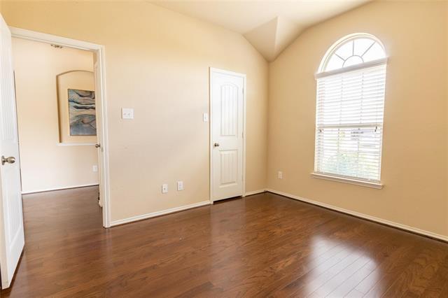 Building Photo - 14401 Chino Dr